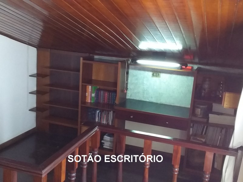 Casa à venda Parque Boturussu com 285m² e 3 quartos por R$ 730.000 - 17b-sotao-escritorio.jpg