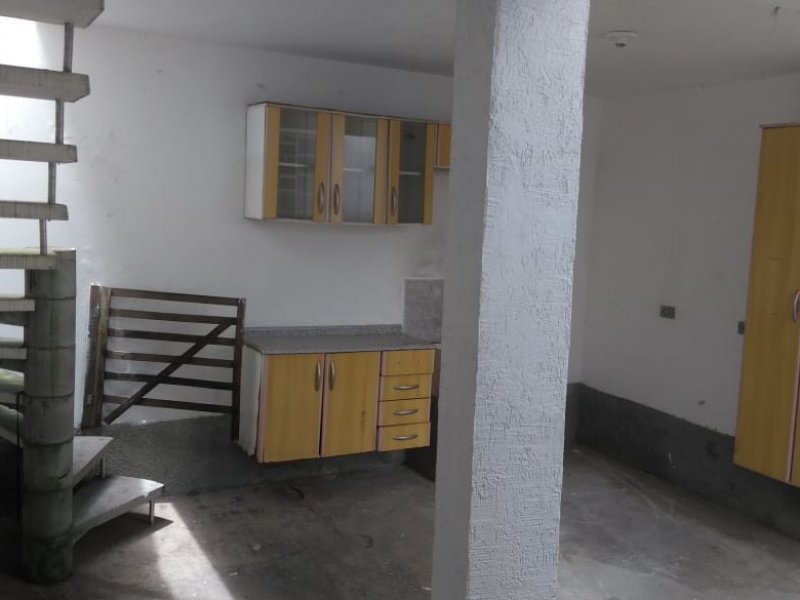 Casa à venda Jardim das Palmas com 80m² e 2 quartos por R$ 300.000 - 1466451606-img-20200225-wa0007.jpg