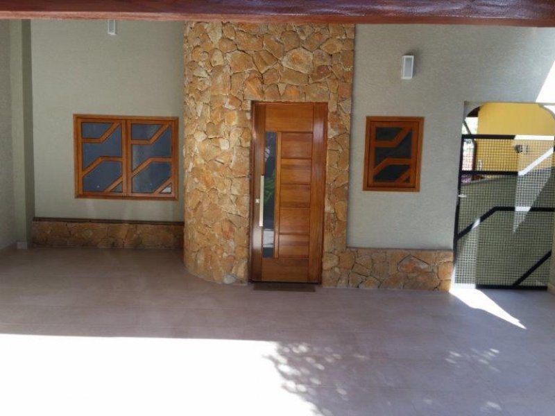 Casa à venda Jardim Paulista com 275m² e 3 quartos por R$ 1.490.000 - 1714722371-02-garagem.jpg