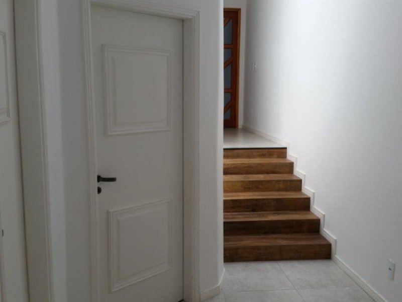 Casa à venda Jardim Paulista com 275m² e 3 quartos por R$ 1.490.000 - 1902459580-28-hall-quartos.jpg