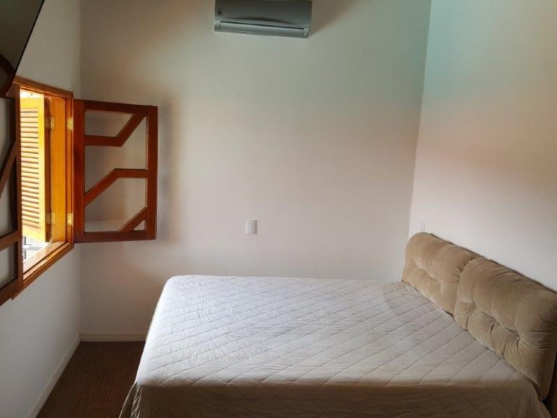 Casa à venda Jardim Paulista com 275m² e 3 quartos por R$ 1.490.000 - 792383105-22-suite-master.jpg