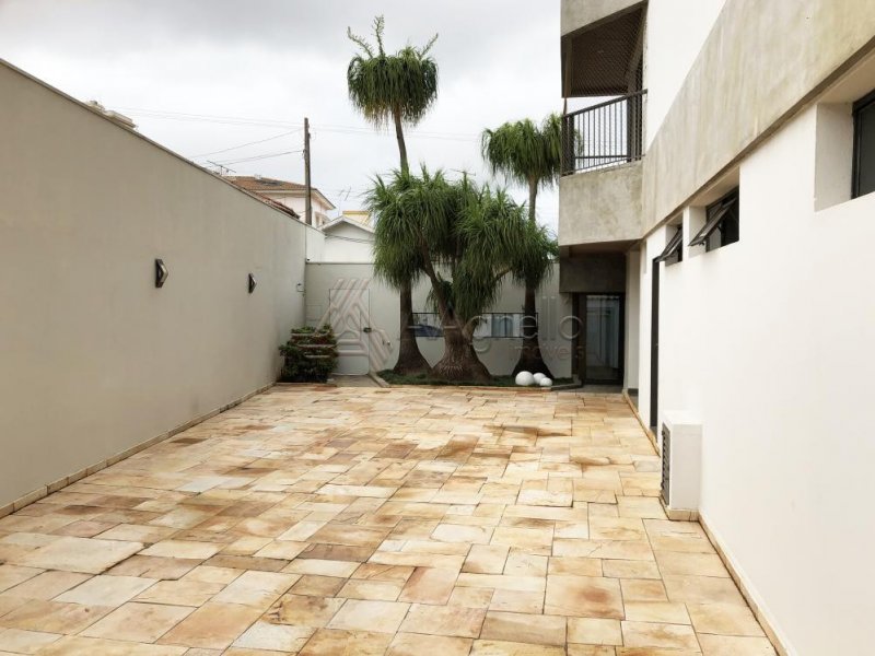 Apartamento à venda Centro com 220m² e 3 quartos por R$ 850.000 - 1454156323-f1daad7b-5914-4bb3-bcaf-4c886520f658.jpeg