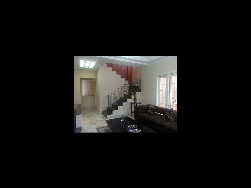 Casa de condomínio à venda Jardim Novo Mundo com 340m² e 4 quartos por R$ 1.300.000 - 400982609-14-escada.jpg