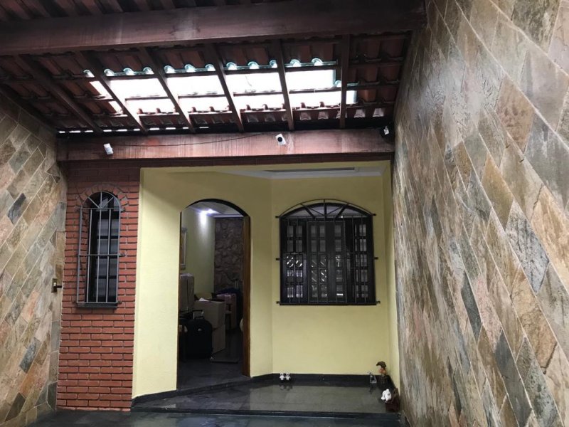 Casa à venda Vila Paranaguá com 127m² e 2 quartos por R$ 600.000 - 1805744367-g1.jpg