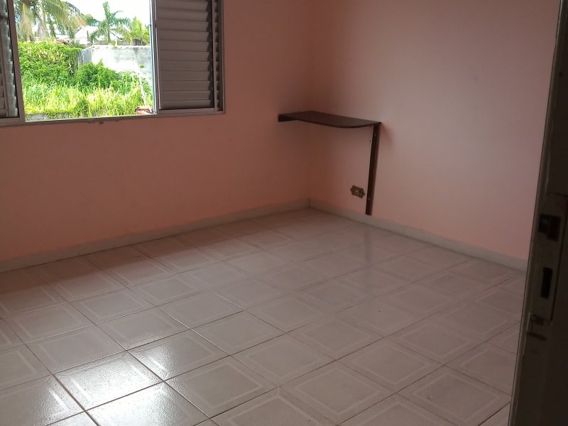 Casa à venda Jardim Britânia com 230m² e 4 quartos por R$ 800.000 - 1250376921-img-20200131-171717934.jpg