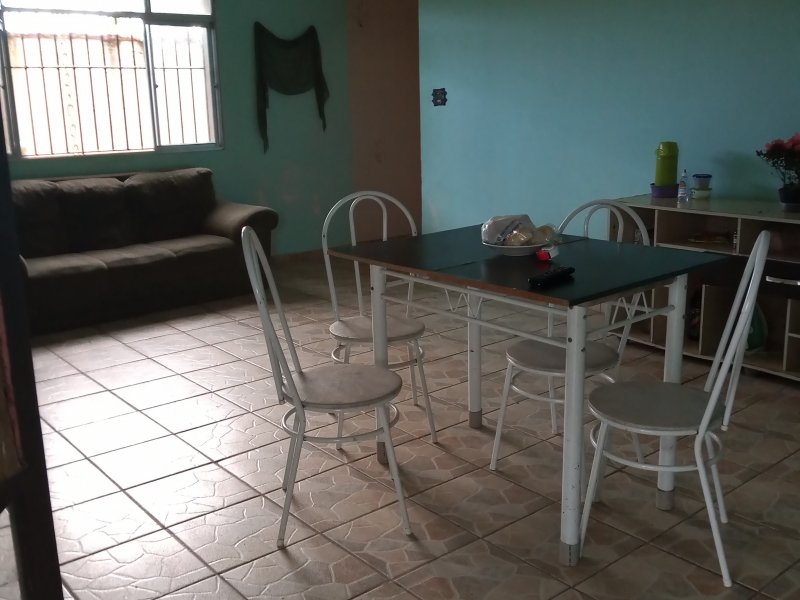 Casa à venda Jardim Britânia com 230m² e 4 quartos por R$ 800.000 - 1509965564-img-20200131-171814426.jpg