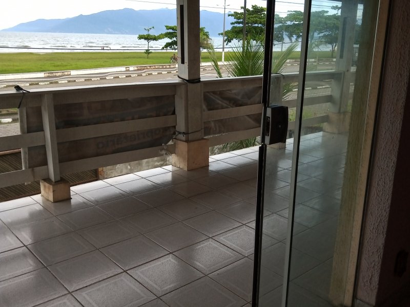 Casa à venda Jardim Britânia com 230m² e 4 quartos por R$ 800.000 - 1816126162-img-20200131-171646584.jpg