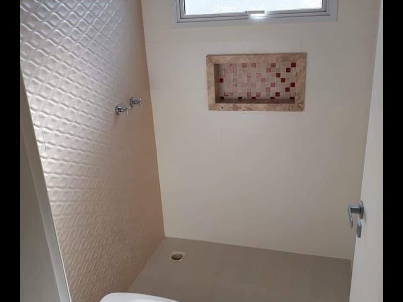 Casa de condomínio à venda Piracangagua com 155m² e 3 quartos por R$ 620.000 - 1321556453-fb-img-1582209250209.jpg