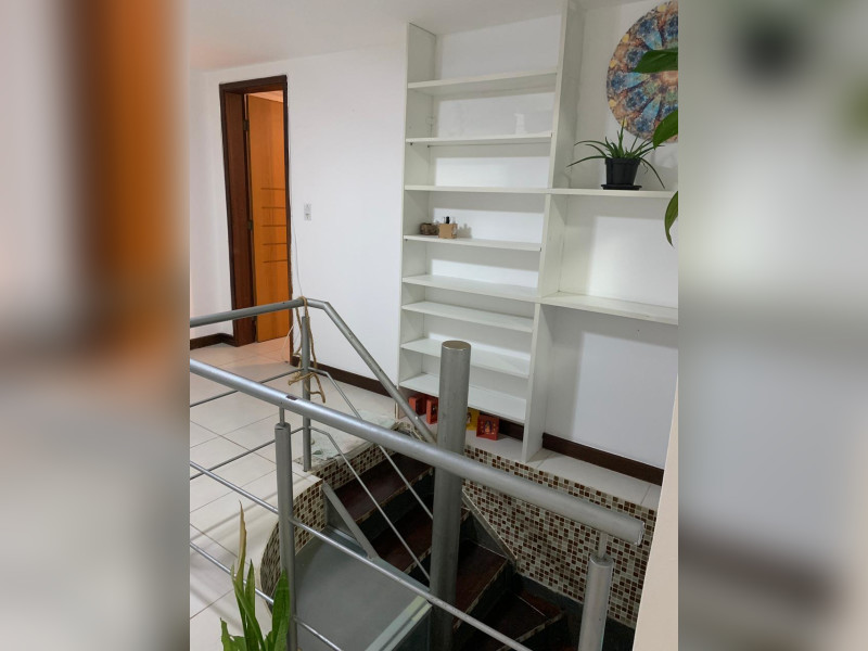 Cobertura à venda Rio Vermelho com 196m² e 3 quartos por R$ 620.000 - b23c4681-02a3-4ac2-84db-39df13c6179e.jpg