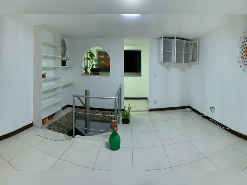 Cobertura à venda Rio Vermelho com 196m² e 3 quartos por R$ 620.000 - cd6a6362-b737-44d5-9f03-b297e06c2c7d.jpg