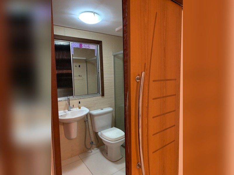 Cobertura à venda Rio Vermelho com 196m² e 3 quartos por R$ 620.000 - img-20190914-wa0024.jpg