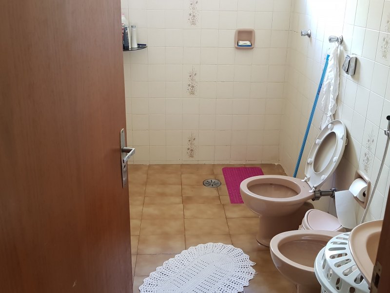 Casa à venda Santa Mônica com 186m² e 3 quartos por R$ 520.000 - 1010901490-20180307-114128.jpg