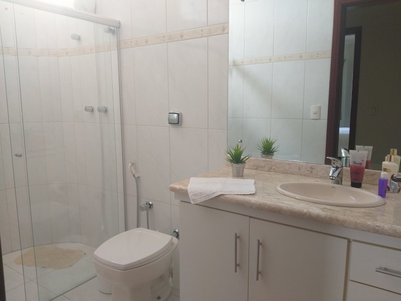 Casa à venda Res. Amazonas com 218m² e 3 quartos por R$ 790.000 - 1812966293-23-1.jpg