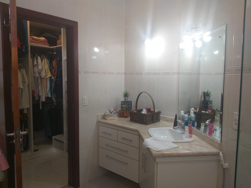 Casa à venda Res. Amazonas com 218m² e 3 quartos por R$ 790.000 - 251899041-33.jpg