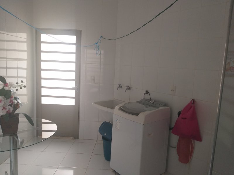 Casa à venda Res. Amazonas com 218m² e 3 quartos por R$ 790.000 - 689843270-20.jpg