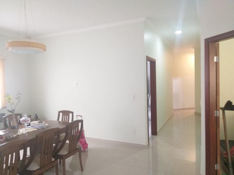 Casa à venda Res. Amazonas com 218m² e 3 quartos por R$ 790.000 - 736485689-15.jpg