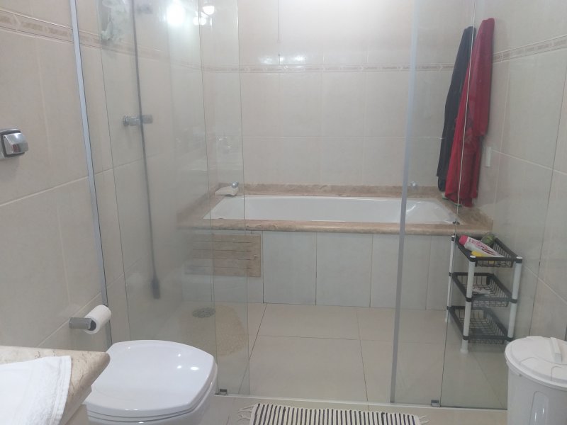 Casa à venda Res. Amazonas com 218m² e 3 quartos por R$ 790.000 - 766080488-34.jpg