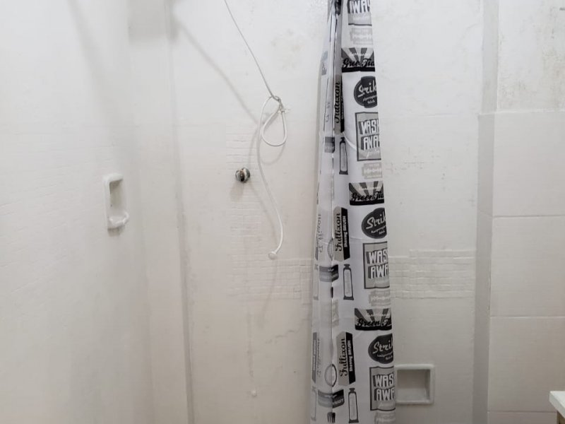 Kitnet à venda Santa Cecília com 30m² e 1 quarto por R$ 220.000 - 1309597195-banheiro.jpg