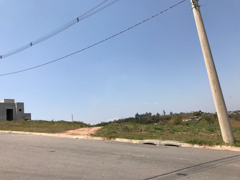 imóvel com 450m² - Vale Azul - Jundiaí