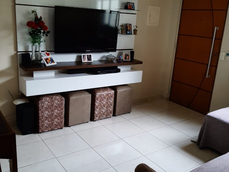 Apartamento à venda Portal dos Gramados com 50m² e 2 quartos por R$ 210.000 - 2133420757-img-20200215-wa0022.jpg