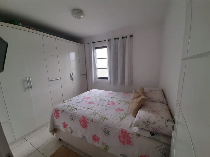 Apartamento à venda Portal dos Gramados com 50m² e 2 quartos por R$ 210.000 - 879585893-img-20200215-wa0012.jpg
