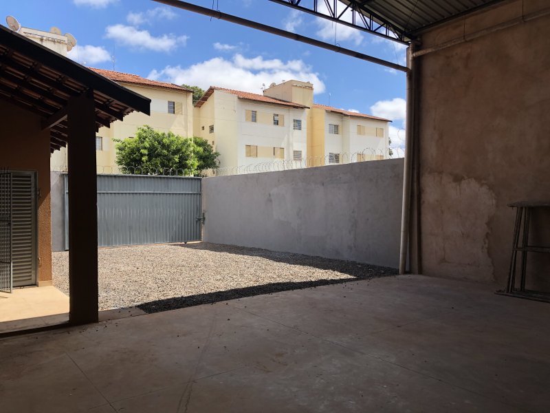 Comercial para alugar Jardim Monte Alegre com 500m² e  quartos por R$ 2.800 - 1357527709-8a7a29c3-f82a-4442-ac60-f0b566f98cc8.jpeg