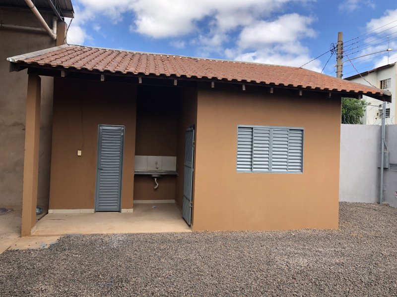 Comercial para alugar Jardim Monte Alegre com 500m² e  quartos por R$ 2.800 - 1492421673-131bc5cf-e226-4d54-84e0-d5f3e8a657b6.jpeg