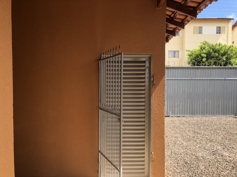 Comercial para alugar Jardim Monte Alegre com 500m² e  quartos por R$ 2.800 - 1804588851-c25506cf-6eed-4771-b160-956f20beeb26.jpeg