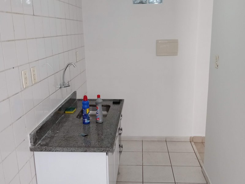 Apartamento à venda Vila Zat com 40m² e 2 quartos por R$ 220.000 - 1050455622-img-20200226-142606874.jpg