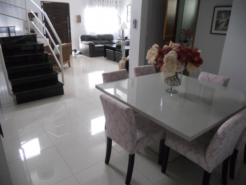 Casa à venda Planalto Paulista com 250m² e 3 quartos por R$ 1.980.000 - 1039619802-068e27f0-88ce-46b2-84a6-c82763302050.jpeg