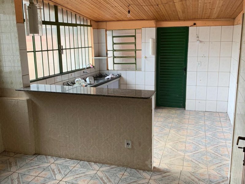 Casa à venda Parque Amazonia com 527m² e 3 quartos por R$ 700.000 - 1473217799-img-20200303-wa0016.jpg