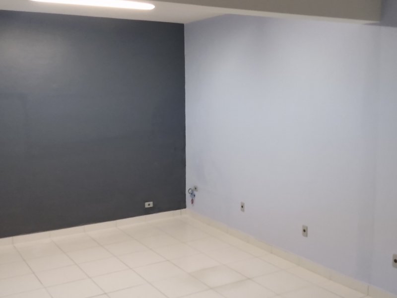 Comercial para alugar Jardim Guanabara com 187m² e  quartos por R$ 3.500 - 425275869-img-20190808-200229834.jpg