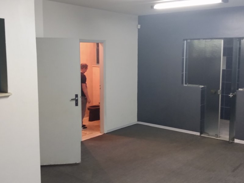 Comercial para alugar Jardim Guanabara com 187m² e  quartos por R$ 3.500 - 755013417-img-20190808-200104817.jpg