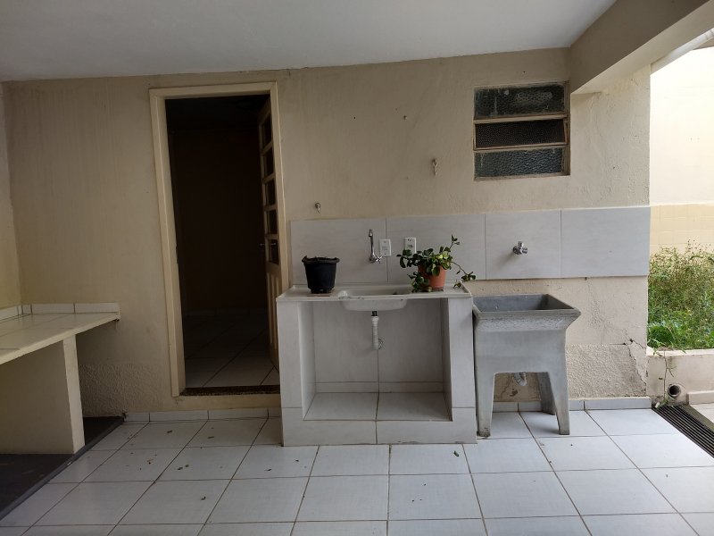 imóvel com 300m² - alvinopolis - Atibaia
