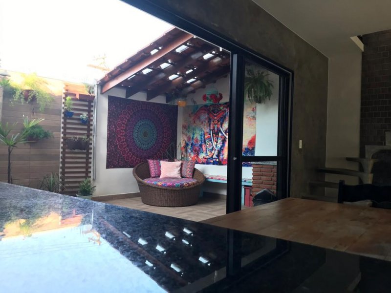 Casa à venda Vila Jordanópolis com 188m² e 3 quartos por R$ 950.000 - 347957169-abe1011c-aa79-4495-bdc9-56f0c32b32af.jpg