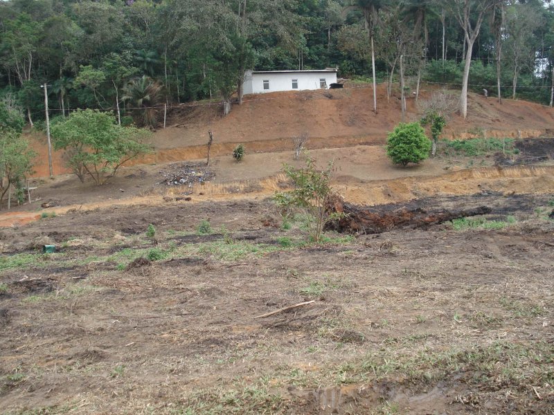 Sítio à venda Vila Peruibe com 84109m² e 5 quartos por R$ 700.000 - 716849508-barracao-4-copy.jpg