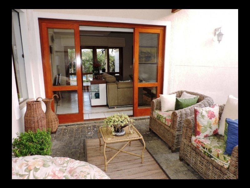 imóvel com 240m² - pousada dos bandeirantes - Carapicuiba