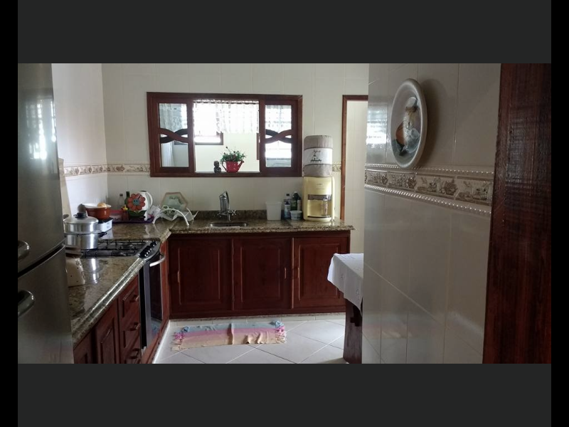 imóvel com 190m² - Costazul - Rio das Ostras