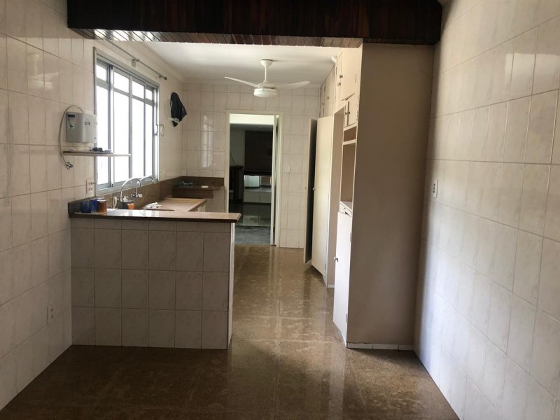 Casa à venda Jardim da Glória com 233m² e 3 quartos por R$ 1.200.000 - 481848562-cozinha-2.jpeg