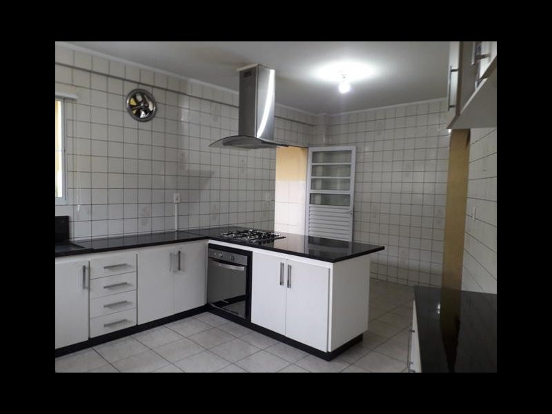 Casa à venda Jardim Presidente Dutra com 198m² e 4 quartos por R$ 900.000 - 1665892348-cosinha-1.jpg