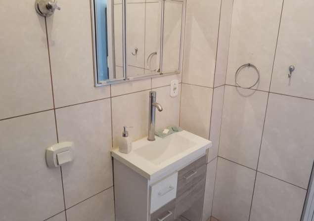 imóvel com 65m²