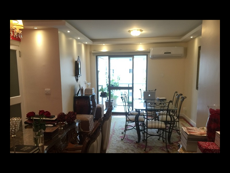 Apartamento à venda Barra da Tijuca com 110m² e 3 quartos por R$ 950.000 - 1946688206-apartamento-sala-001.png