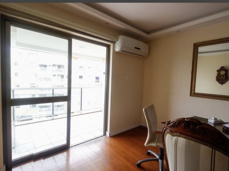 Apartamento à venda Barra da Tijuca com 110m² e 3 quartos por R$ 950.000 - 43759612-apartamento-varanda.JPG