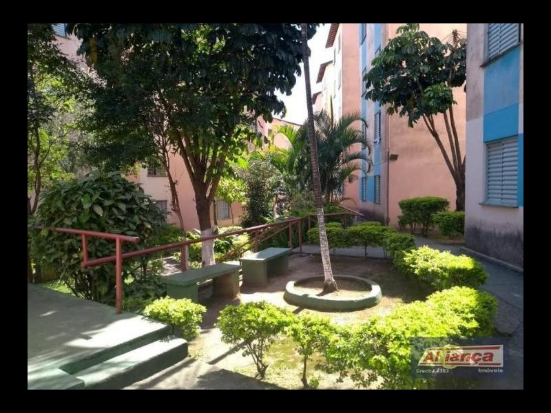 Apartamento à venda Parque Industrial Cumbica com 50m² e 2 quartos por R$ 130.000 - 67349884-1259282639.jpg