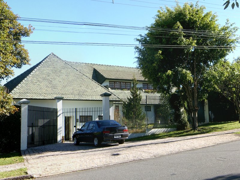 imóvel com 700m² - Vista Alegre - Curitiba