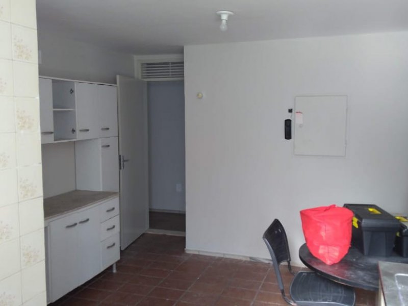 Apartamento à venda Tirol com 85m² e 3 quartos por R$ 180.000 - 1718392133-whatsapp-image-2020-01-31-at-19.jpeg