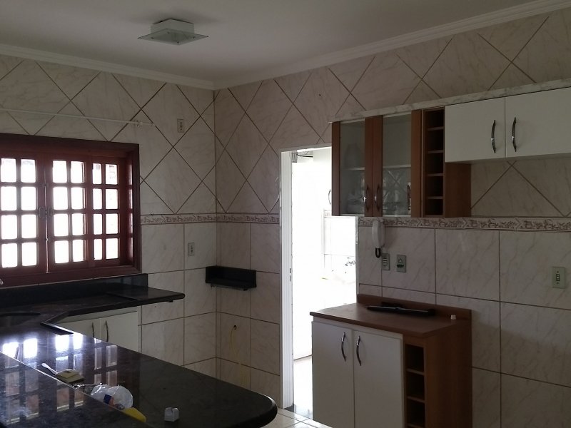 Casa à venda Res. Fenix com 280m² e 3 quartos por R$ 420.000 - 1660879077-img-20171030-141134789.jpg