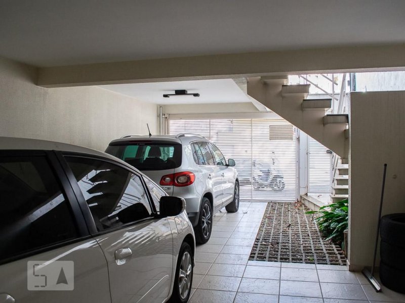 Casa à venda Jardim das Laranjeiras com 220m² e 3 quartos por R$ 890.000 - 517492379-garagem2.jpg