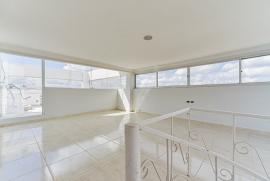 Apartamento à venda Vl. Andrade com 177m² - 2 dormitórios -  vagas - R$ 629.000 - 763943275-sala-piso-superior-4921.jpg