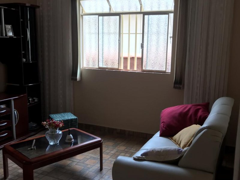 Casa à venda Edgar Antônio Moreira com 92m² e 3 quartos por R$ 700.000 - 1758560337-54cd89b0-22f2-4e7e-b222-71360e3e83ee.jpeg